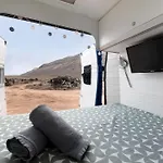 キャンプ場 Adventure Campingvan *